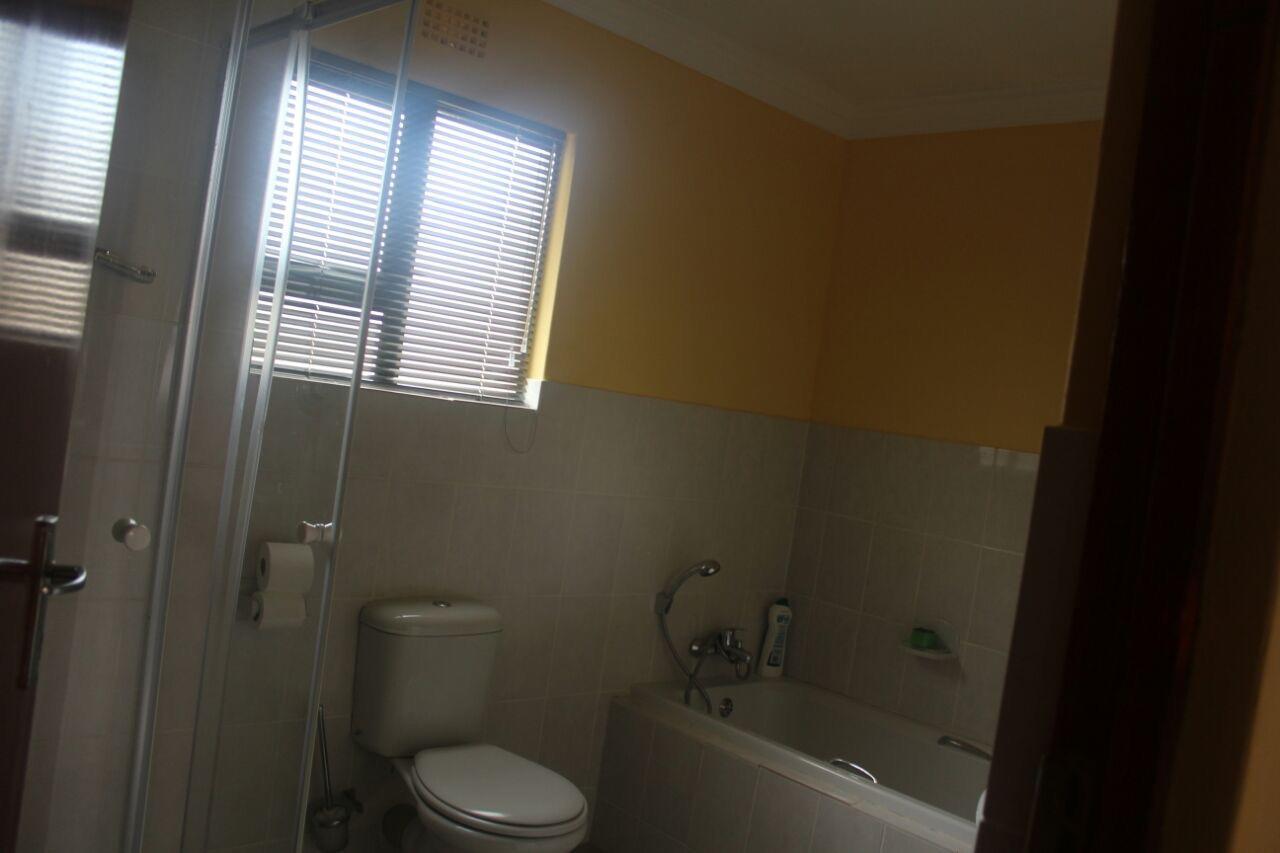 Mbopha Guest House Ulundi ภายนอก รูปภาพ